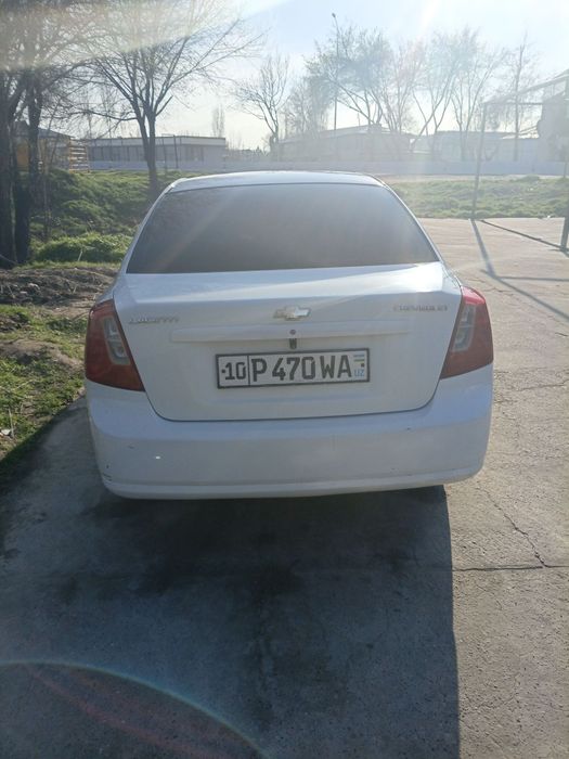 Lasetti 1.8 ideal xolatda