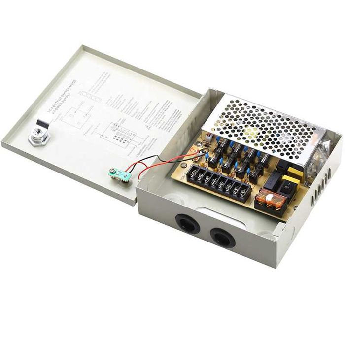 Alimentarea cu energie electrică pentru sisteme CCTV CP1209-5A-4