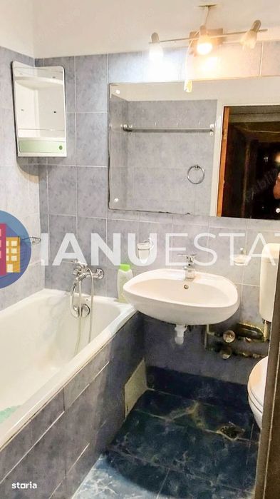 Titan 10` Metrou Nicoale Grigorescu Parc IOR Renovat Parcare