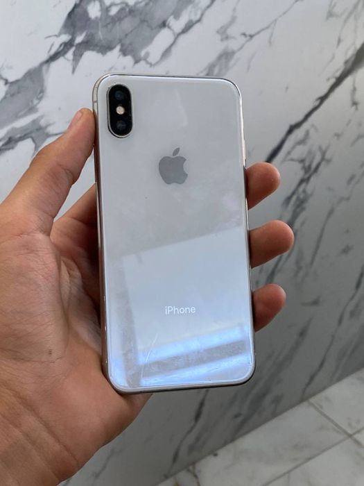 Iphone.X rangi oq