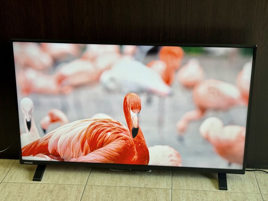 Toshiba 40” инча / Smart TV / ANDROID / LED /  FULL HD / 40LA2363DG / КАТО НОВ!