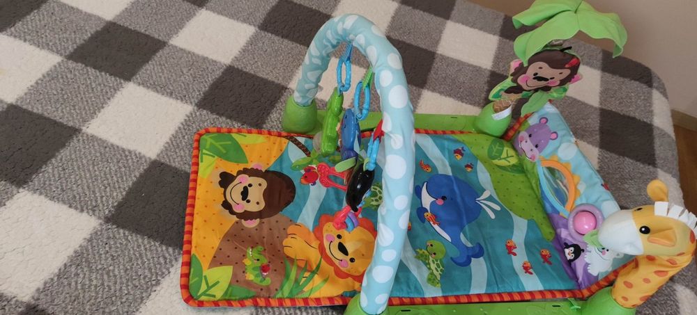 Активна гимнастика за бебе