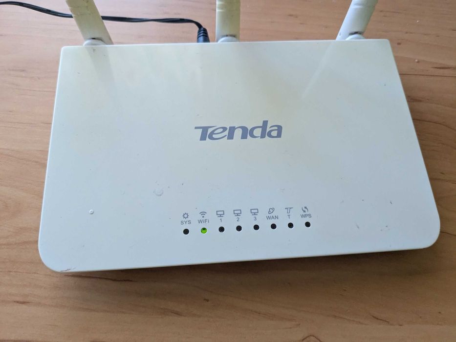 Router Tenda wireless N300