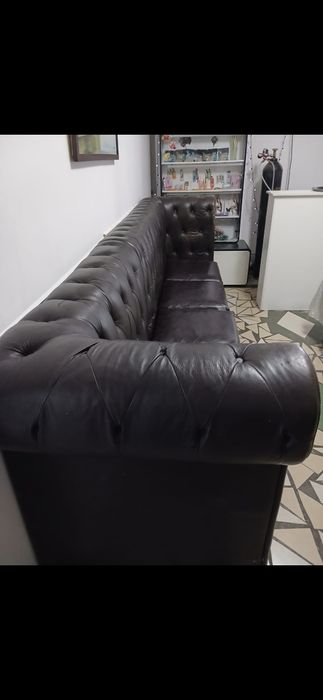 Диван кожаный б/у