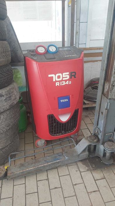 Incarcare instalatie auto AC cu freon R134a