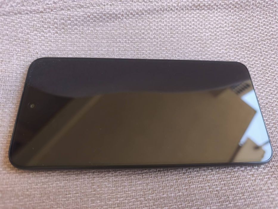 Redmi 15 8GB - Чисто Нов