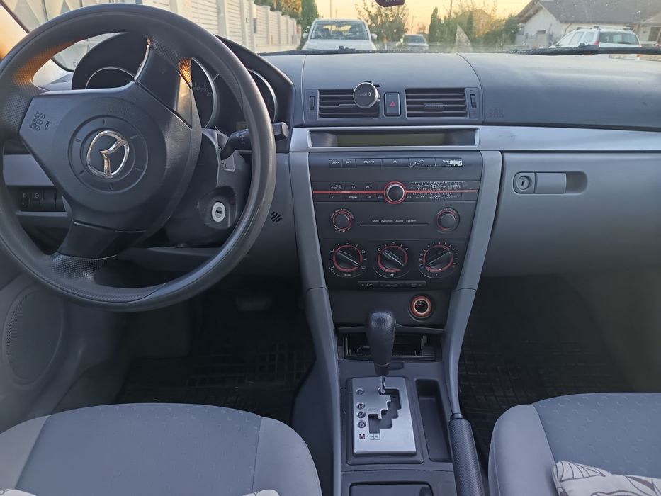 MAZDA 3 2006 — imagine 3