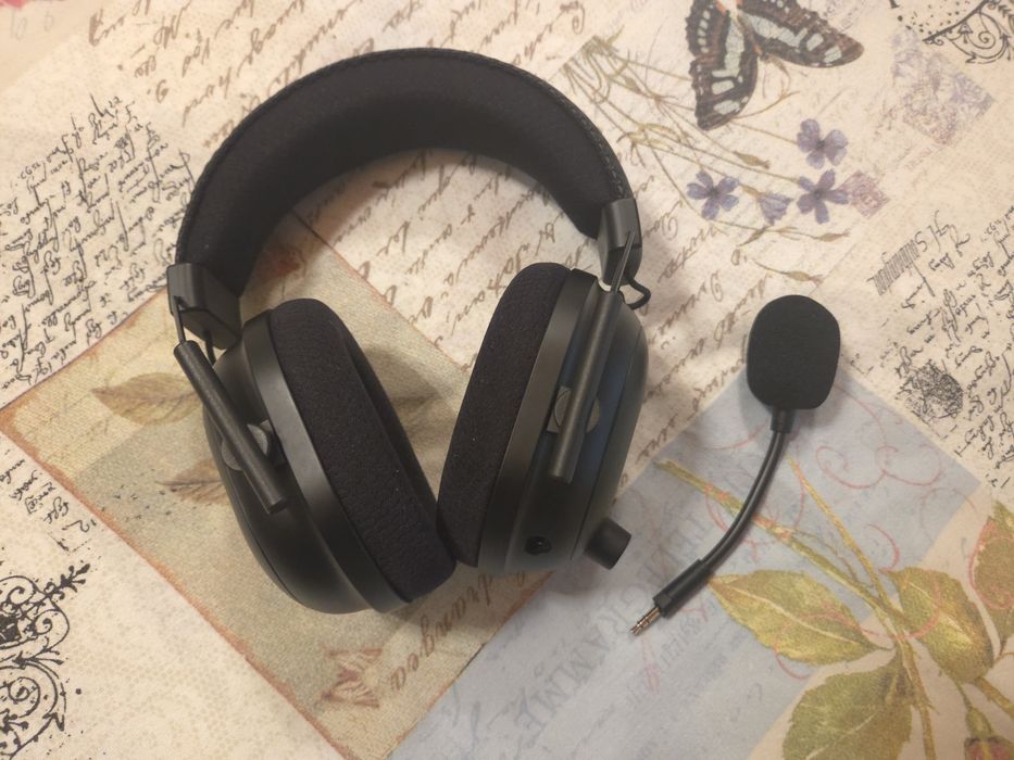 Безжични слушалки Razer Blackshark v2 pro (2023)