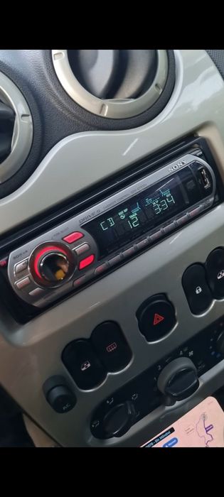 Radio CD Player Auto Sony CDX-GT610U mp3 USB
cdx-gt610u
