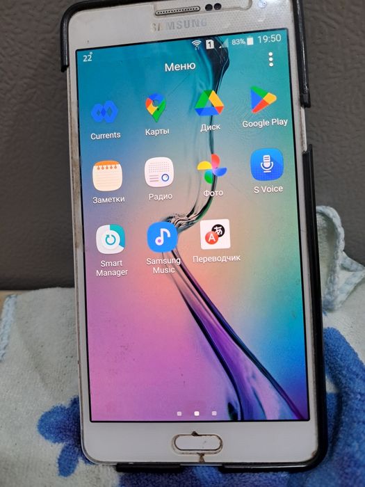 Продам телефон  Samsung ,A 7