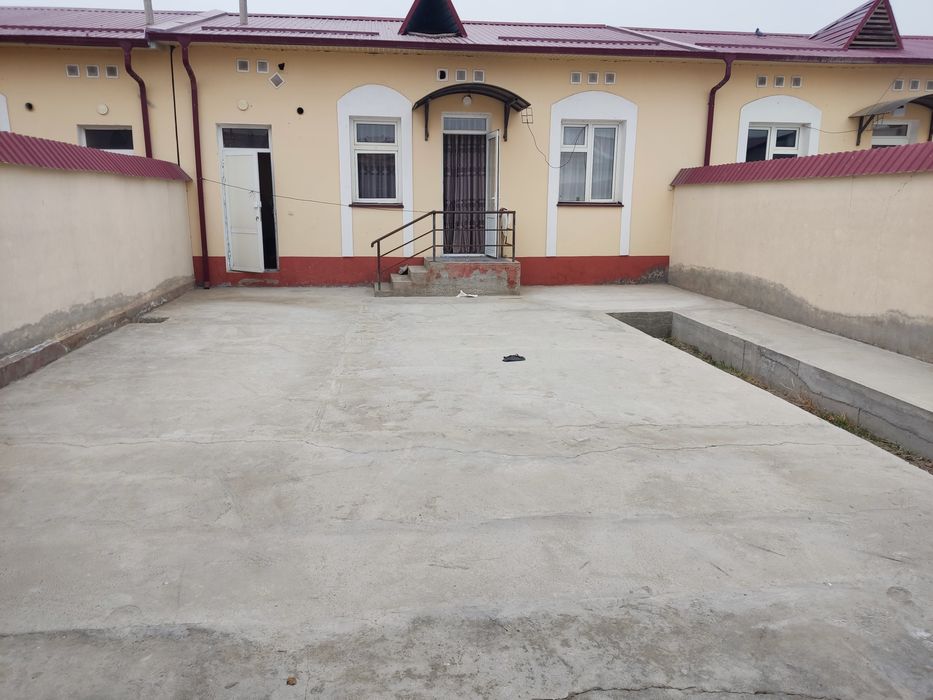 Коттедж сотилади