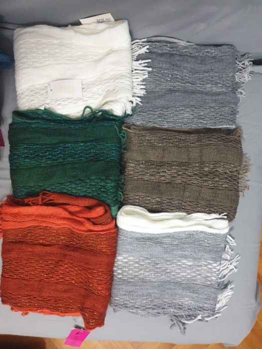 Eşarfe/fulare cu sclipici elegante (noi)