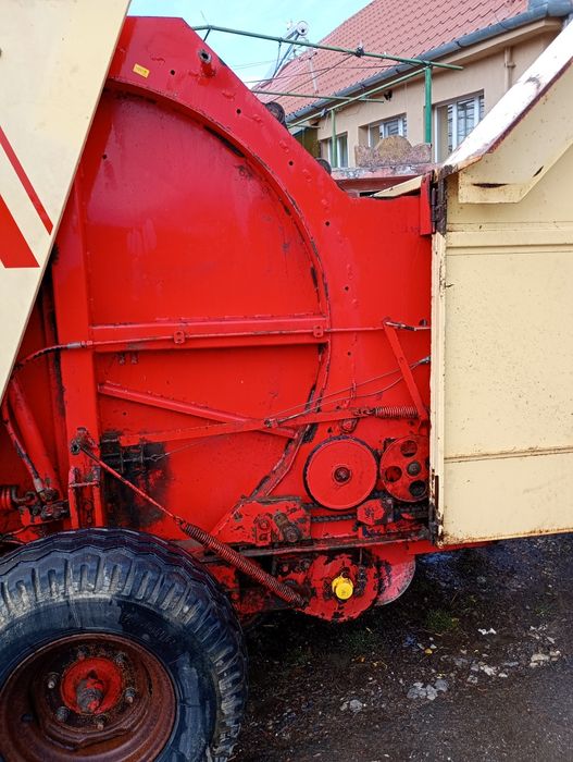 Presă baloți rotunzi Balotiera Welger RP 12