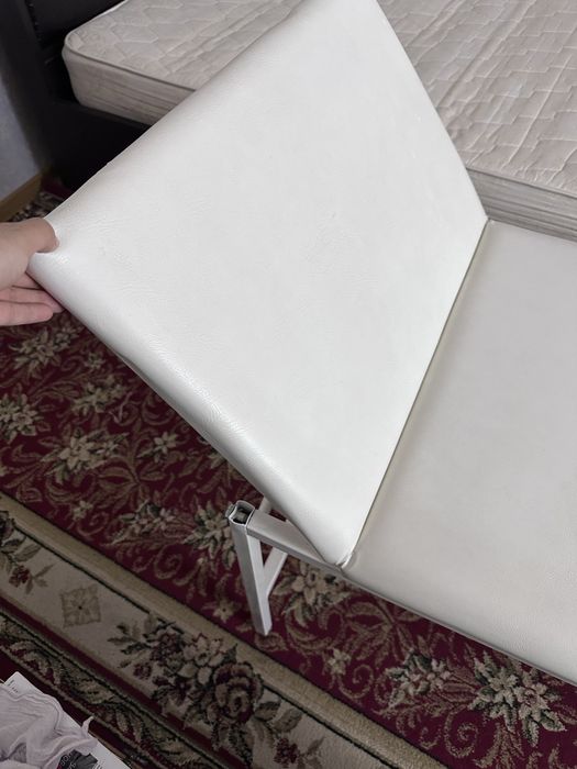 Кушетка в зорошем состоянии