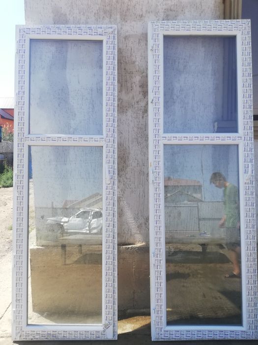 Пластиковая  дверь Grunder