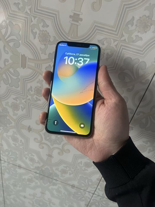 Iphone x 64 gb oynasi singan
