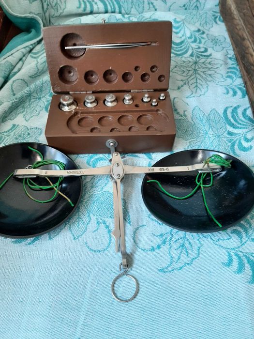 Продаётся весы уникальные