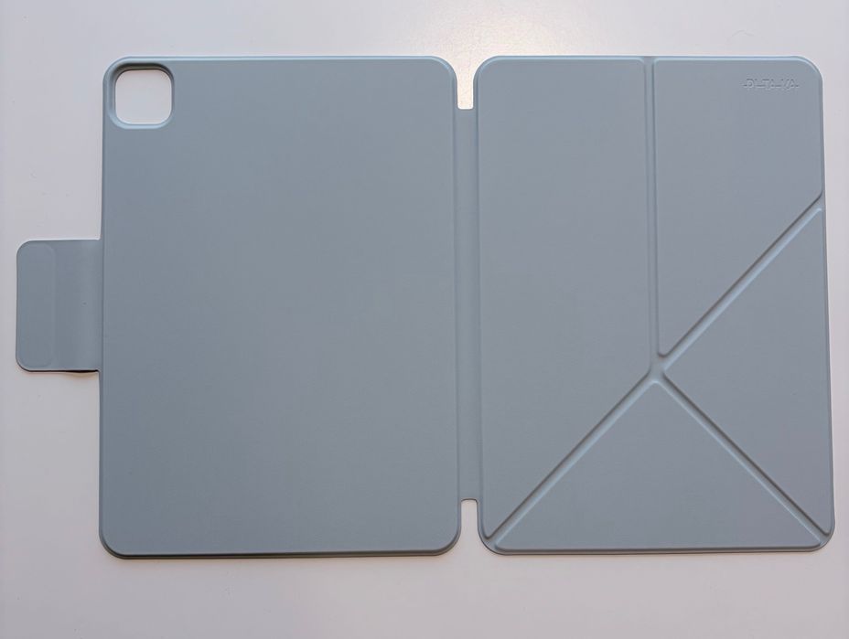 Husa PITAKA baby blue MagEZ Folio 2 pentru iPad Pro 11'' 2024/2025
