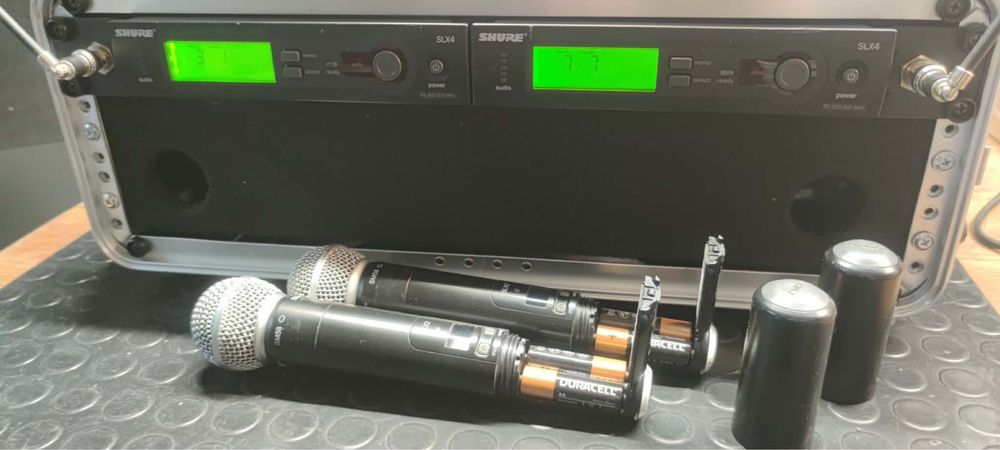 Микрофони- професионален сет 2х Shure SLX4/SLX2 SM58 (R5) в Кейс Proel