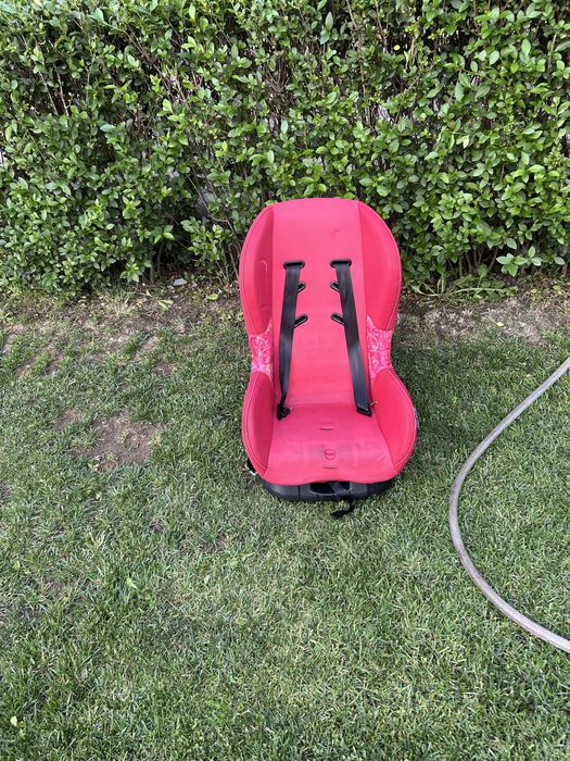 Столче за кола за момиче