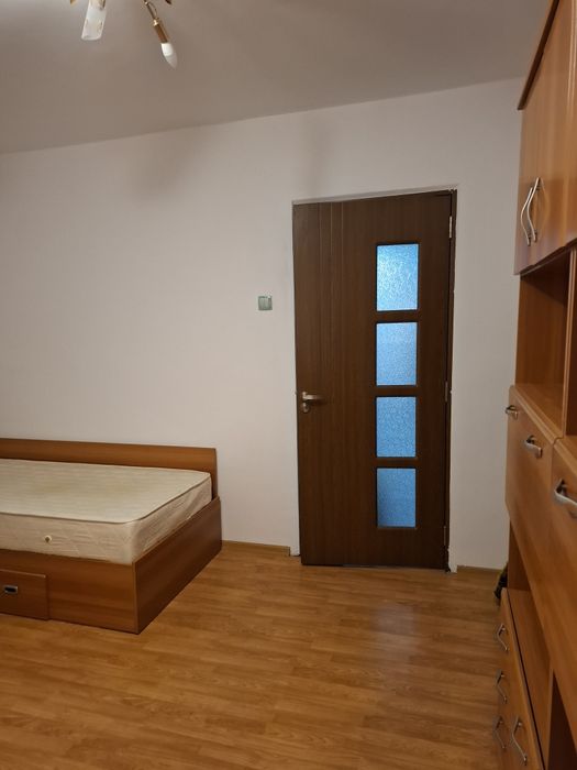 Apartament 3 camere - Chrie, zona Precista