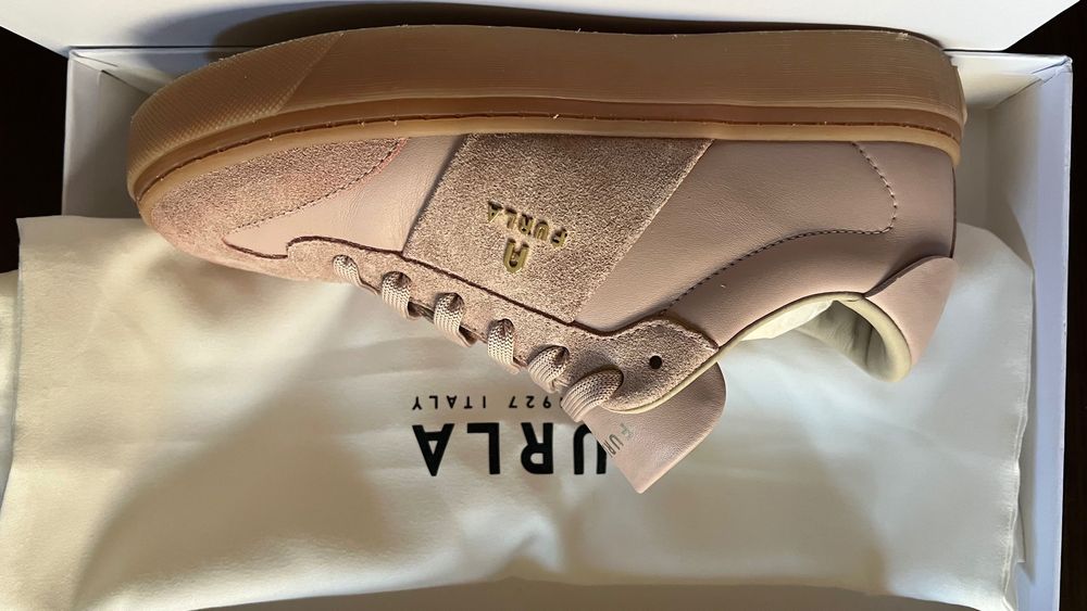 Оригинални FURLA кецове