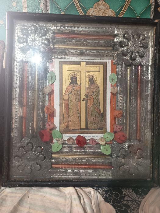 Icoane și tablouri vechi de epocă