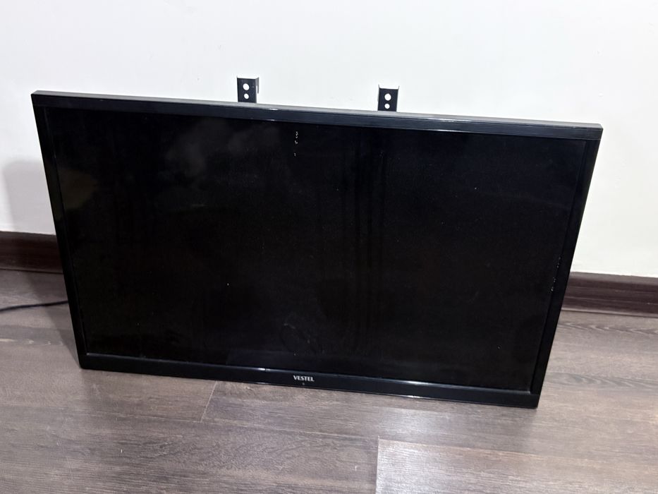 продаю телевизор