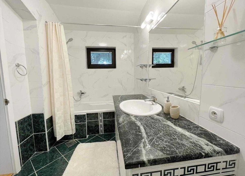 Дава се под наем Двустаен апартамент в София, Изток - 56 кв.м за 510 € - Снимка #1