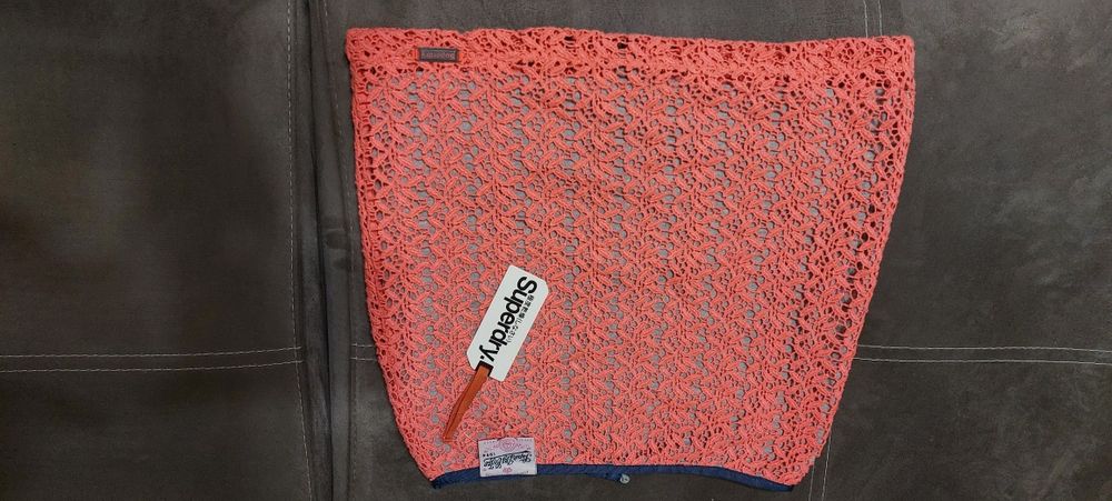 Пола марка Superdry