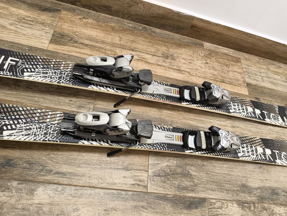 Freestyle Ски с автомати