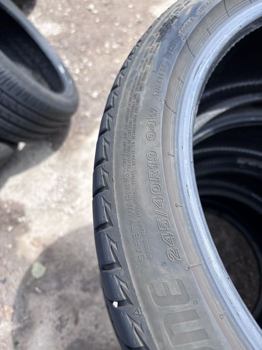 245/40/19 Bridgestone 4 бр 2022