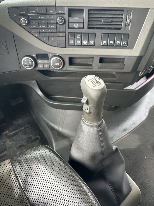 Camion forestier Volvo FH 540 MANUAL transport lemn macara