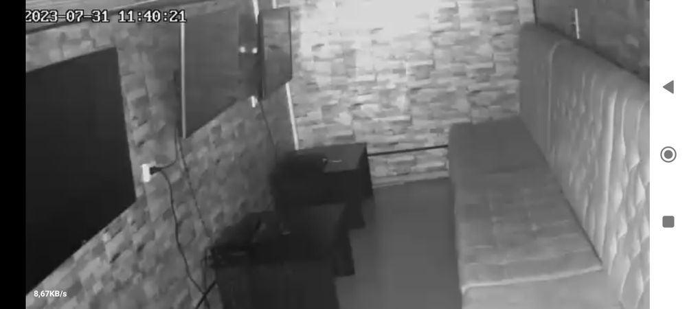 Продаётся PlayStation 4шт. телевизор 4шт. Поставка стол 3 шт. Диван-кр