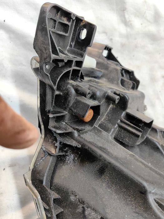 Оригинален фар Тойота  Toyota Hilux Full Led