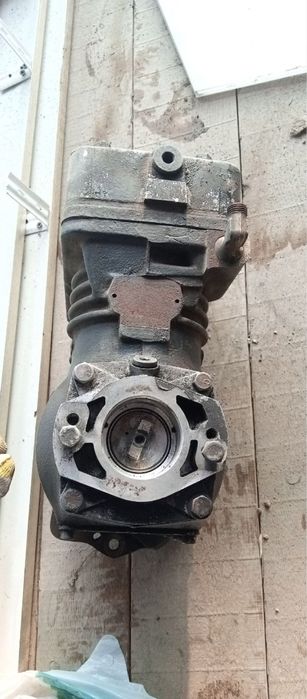 Компрессор на Даф 105 б/у рабочий