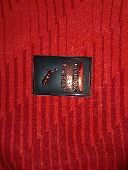 Tricou fotbal AC Milan Puma Home  Original - Mărimea L - Nou