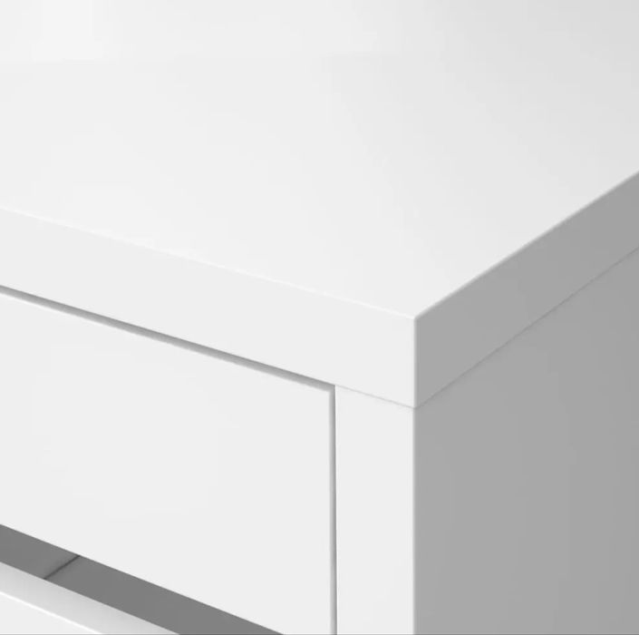 Письменный стол из Икеа