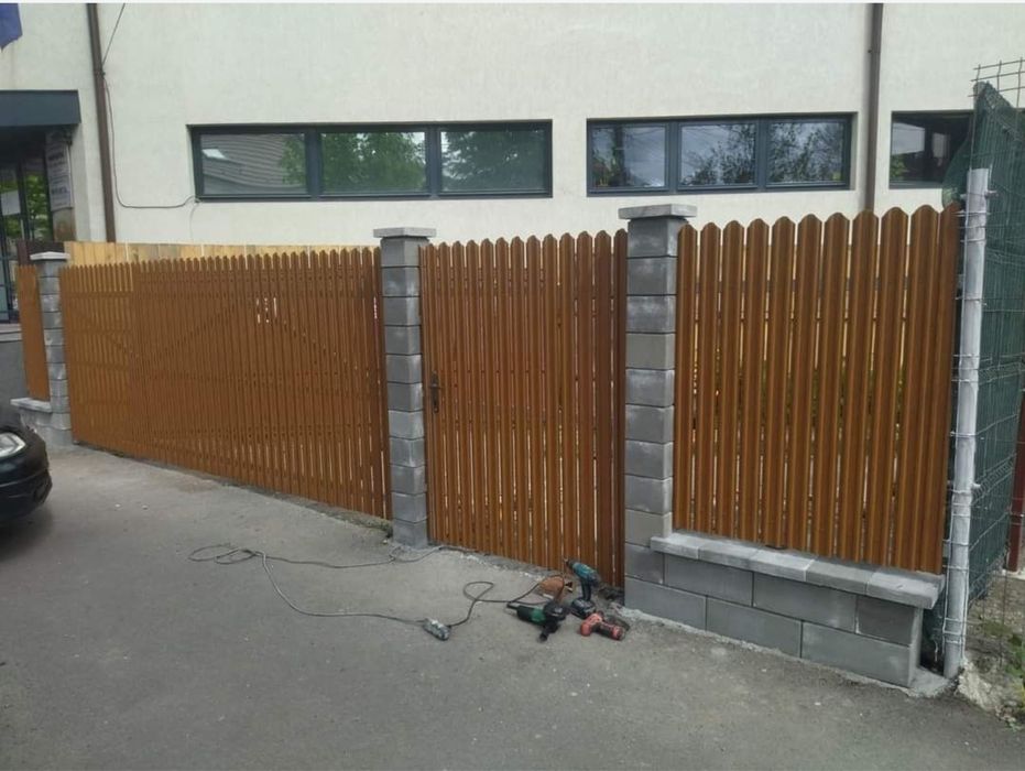 Construim gardurii la comanda clientului