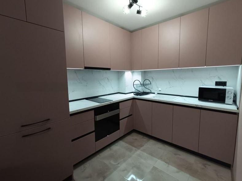 Двустаен апартамент, под наем, кв. Младост 1