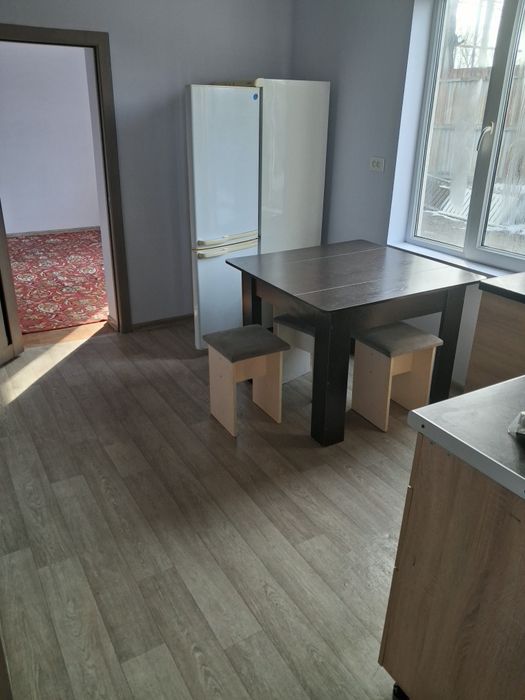 Сдам   квартиру .