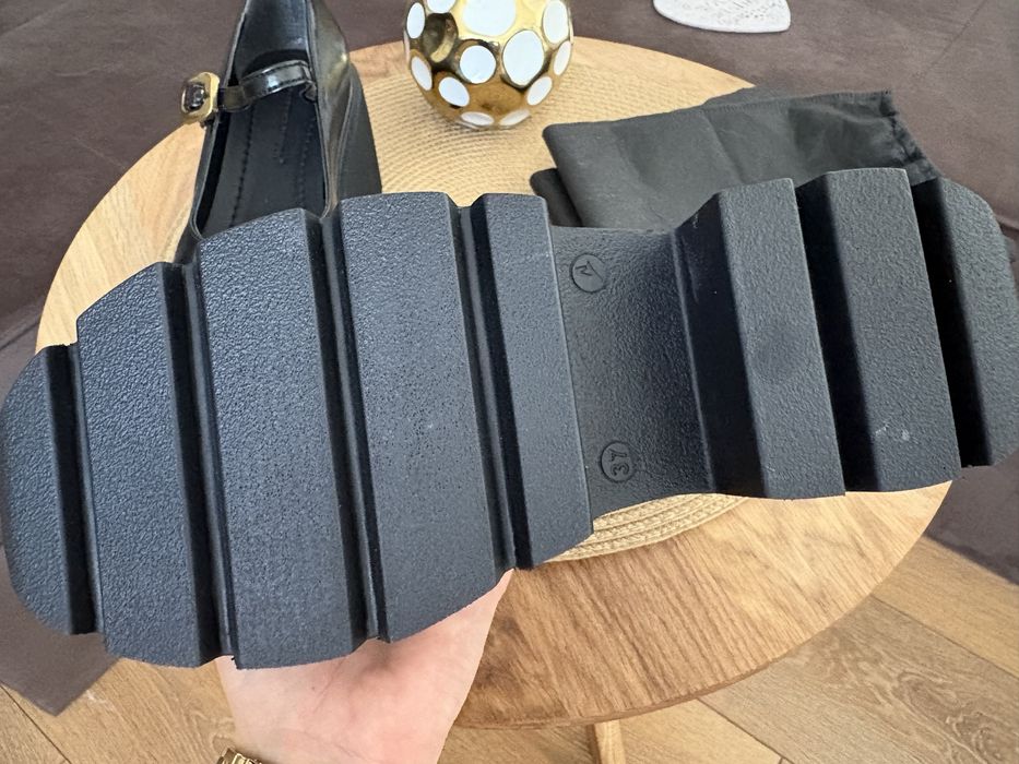 Дамски обувки 37 номер