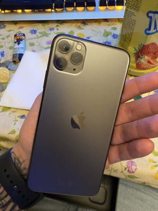 Iphone 11 pro max 64гб 82%