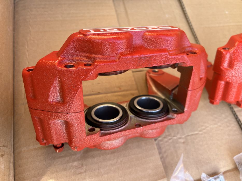 4 бутални спирачни апарати Субару Импреза Форестър WRX/STI Turbo