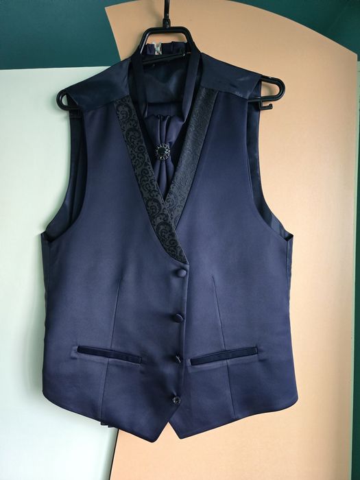 Vand costum mire