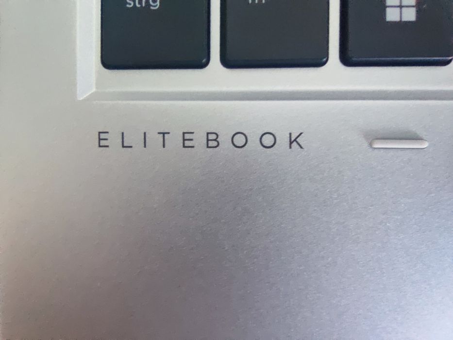 HP EliteBook 855 G8 (Ryzen 5 PRO / 16GB RAM / 256GB SSD)