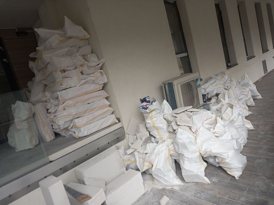 Transport moloz mobila