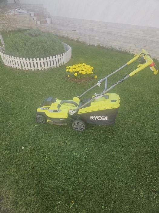 Газонакосилка  RYOBI  Б/у