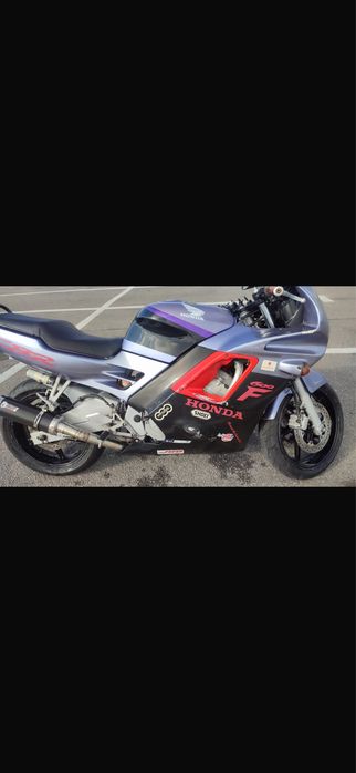 Honda cbr 600f2