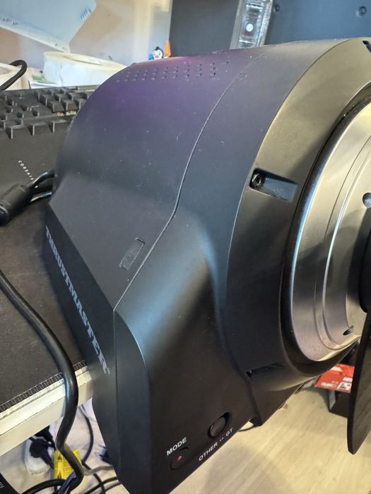 Volan thrustmaster tgt II